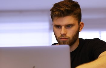 Szakdolgozatok (diplomamunkák) témabejelentése a 2021/2022-es tanév őszi félévében