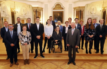 Olimpikonjait köszöntötte az ELTE