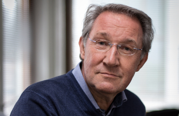 A függőség kezelhető betegség – Interjú Wim van den Brink professzorral