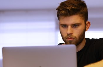 Submission of thesis topics in the autumn semester of the academic year 2021/2022